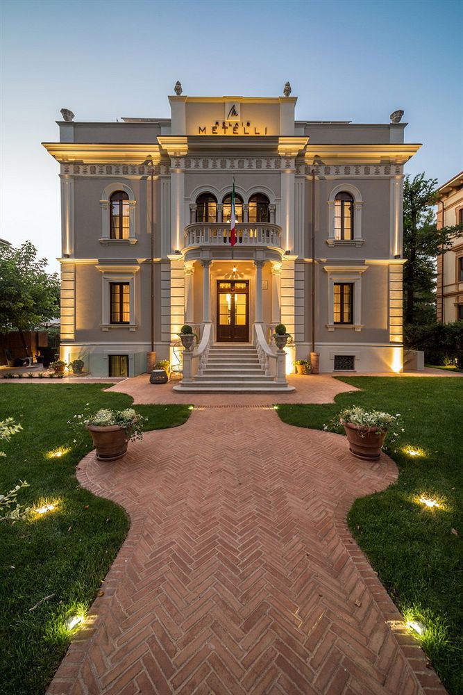 Отель Relais Metelli Фолиньо Экстерьер фото